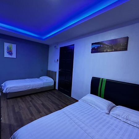 Cow B Homestay เซมปอร์นา ภายนอก รูปภาพ