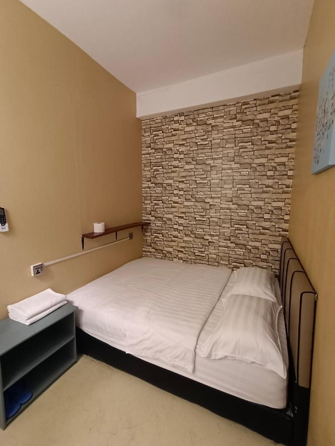 Cow B Homestay เซมปอร์นา ภายนอก รูปภาพ
