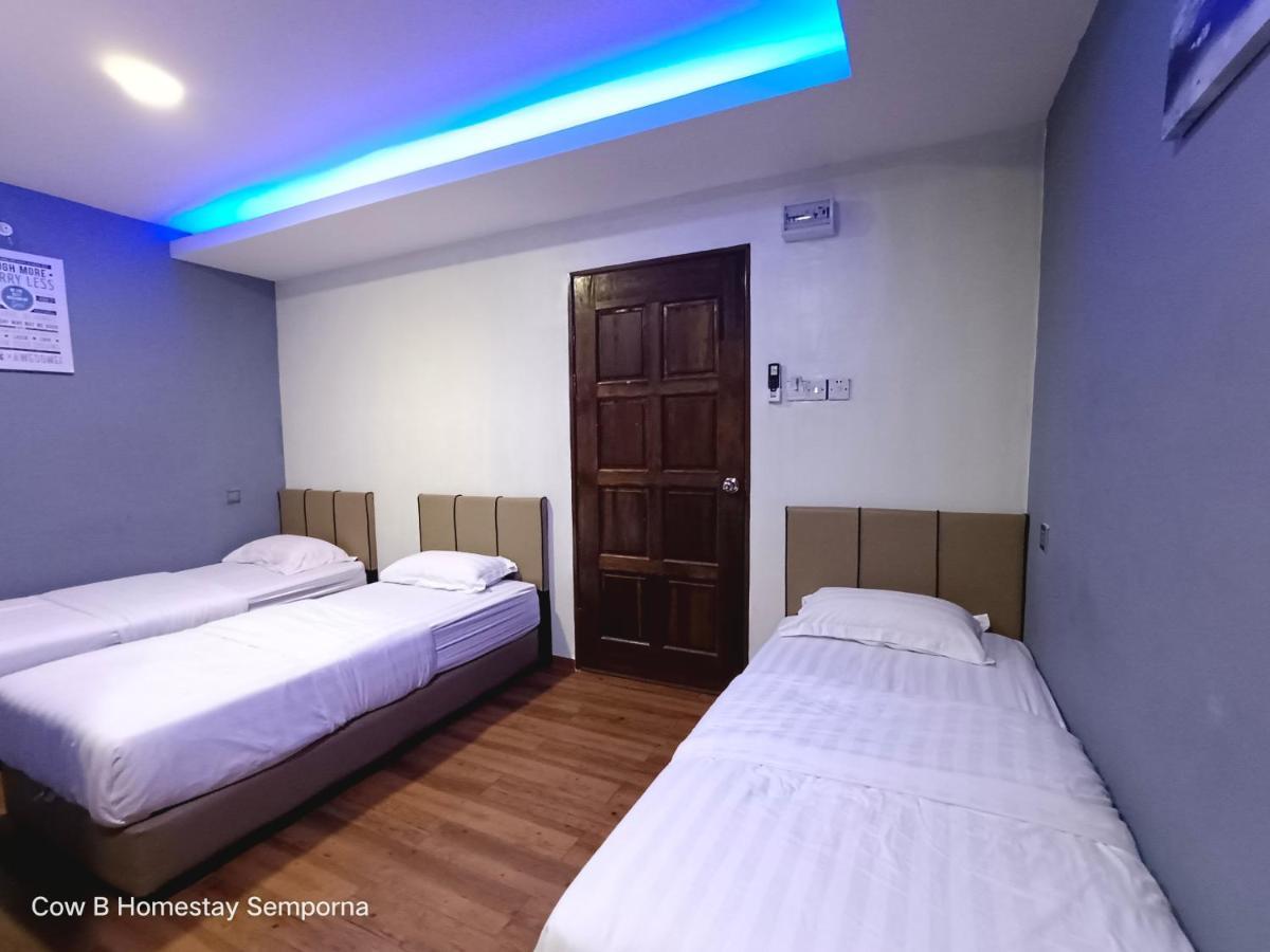 Cow B Homestay เซมปอร์นา ภายนอก รูปภาพ