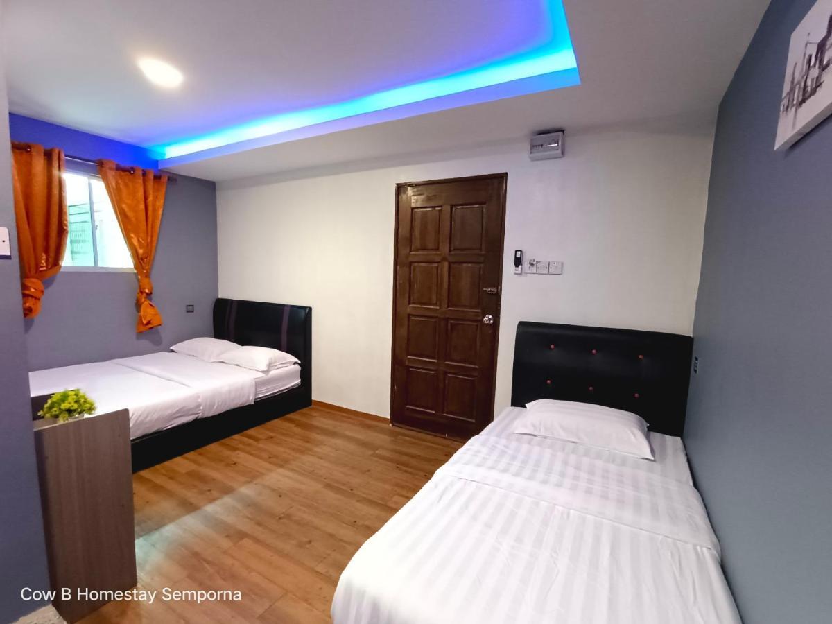 Cow B Homestay เซมปอร์นา ภายนอก รูปภาพ