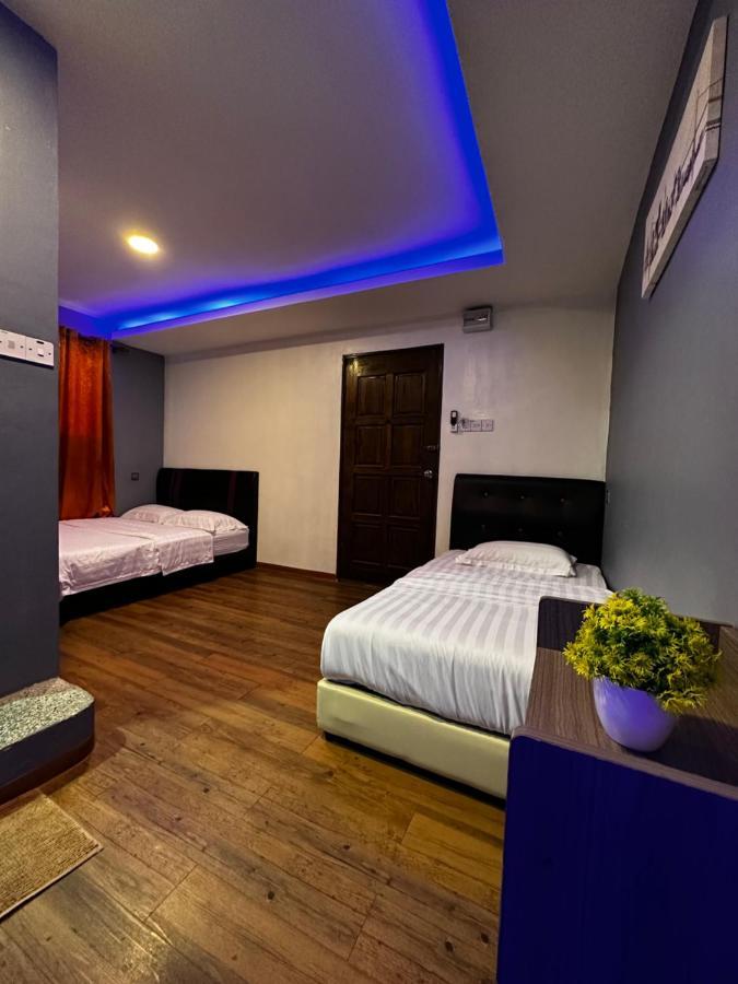 Cow B Homestay เซมปอร์นา ภายนอก รูปภาพ