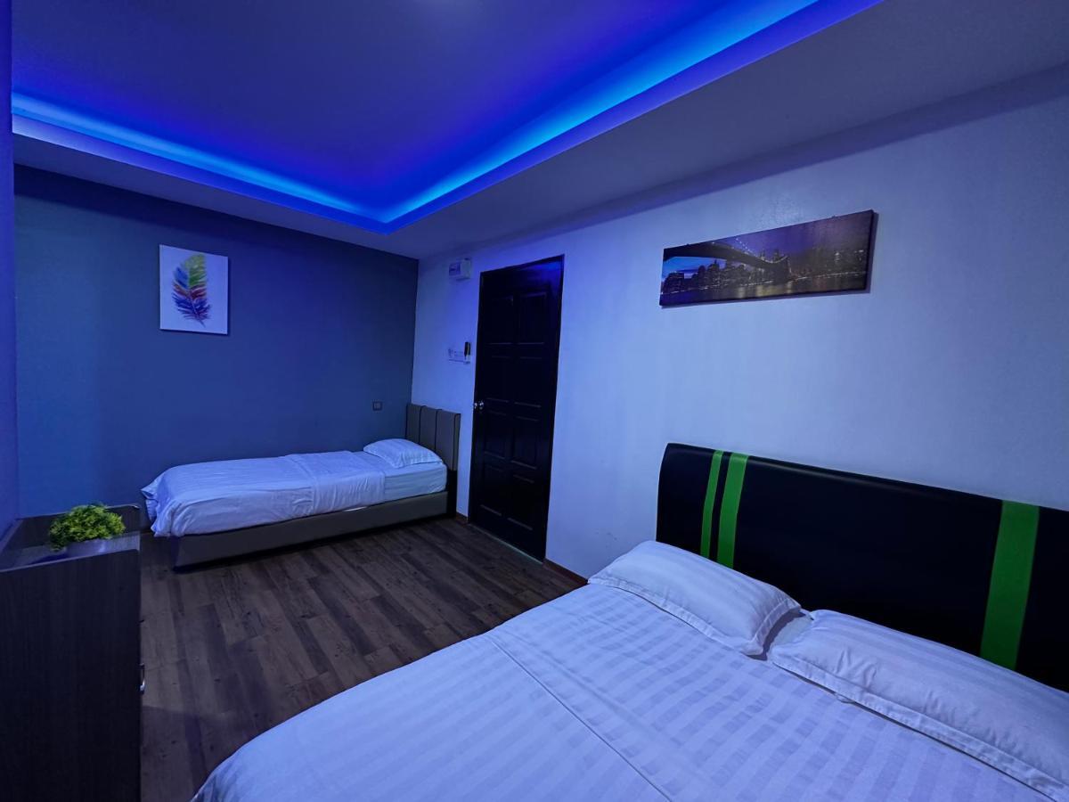 Cow B Homestay เซมปอร์นา ภายนอก รูปภาพ