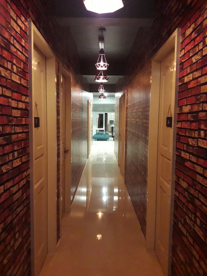 Cow B Homestay เซมปอร์นา ภายนอก รูปภาพ